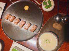 脆皮黑毛猪肉-解香楼(八盘岭路店)