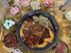 -正南齊北重庆老火锅(光华村直营店)