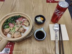 -煲仔皇腊味煲仔饭(经四万达店)