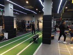 -Freedom Fitness私教健身俱乐部(徐虹北路店)