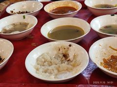 -蓝田九大碗民俗食府(蓝田店)