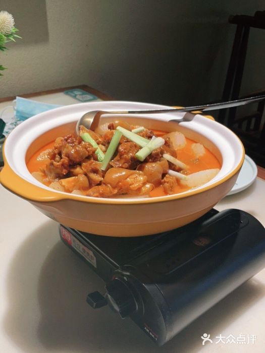 佬麻雀·剁椒鱼头(京基KK One店)图片