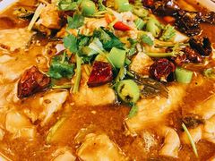 川味肥肠鱼-以前的小酒馆(中山广场店)