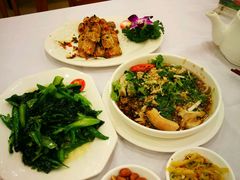 -宜宾海鲜酒家·三十年老字号