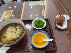 -百年老字号·观振兴蟹黄面·三虾面·苏式面(观前街富仁坊巷店)