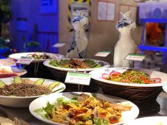 -亚马逊环球美食百汇(新城吾悦广场店)