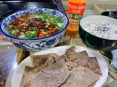 -陇上全荟兰州传统牛肉面(延吉路店)