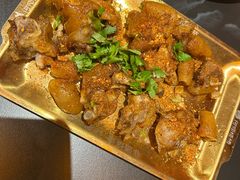 -何师烧烤·香辣蟹·川菜·30年老品牌(太古里旗舰店)