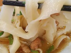 刀削面-顺溜·手工刀削面·黑金店(铜锣湾店)