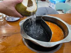 -老何家后安粉·糟粕醋海鲜火锅(三亚湾椰梦长廊店)