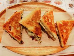 -Tapa Tapa