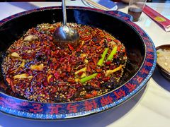 -何师傅美蛙鱼头(汉街店)