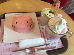 -Hello Kitty Cafe(弘大店)