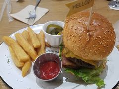 -HELLO 27 意面·沙拉·帕尼尼