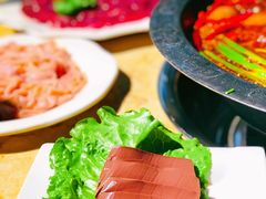 -园里串香牛肉串串火锅(新繁店)