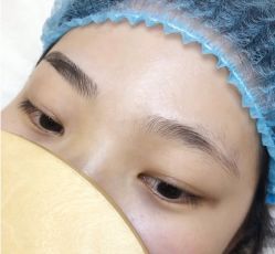 -莲姿娜·半永久纹眉皮肤管理