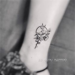 -SNOW TATTOO STUDIO
