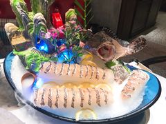 -泓炙颐凤鲜海鲜火锅料理(桐乡店)