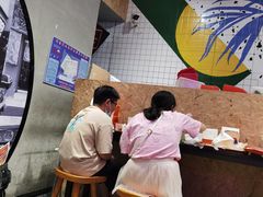 大堂-前进5路汉堡炸鸡(汉街skp店)