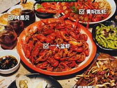 -沪小胖小龙虾(淮海中路旗舰店)