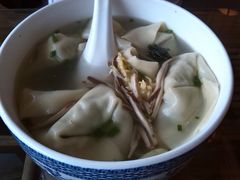 -笑来喜馄饨小笼工坊店(湖滨街店)