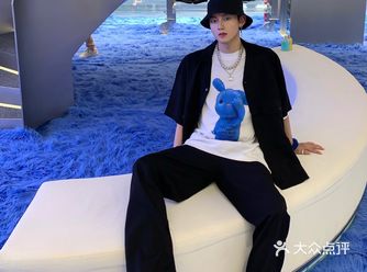 ️今天也是支持国潮的酷蓝孩