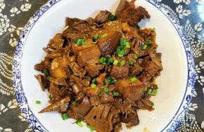 Bamboo Shoot Dry Pork Roast