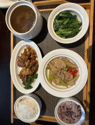 -臻康乃馨月子中心(凯宾斯基店)