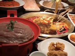 -潮火锅·麻辣牛肉火锅(观音桥方圆·LIVE店)