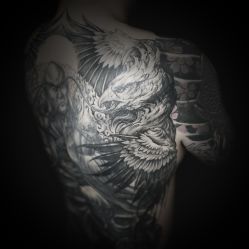 点击看大图 背部-PinooTattoo皮奴刺青纹身设计总部