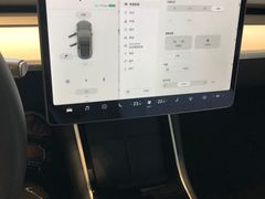 -TESLA 特斯拉(上海太古汇体验店)