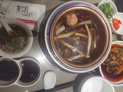 -享月汤皇·海鲜小火锅·聚会(曲江创意谷店)