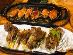 老青岛南乳大排-老东镇啤酒屋海鲜加工·蒸汽海鲜·海鲜烧烤(台东店)