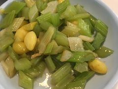 -同济大学本部学苑饮食广场