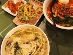 -大食代美食广场(上海中心店)