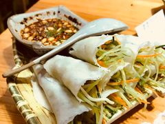 丝娃娃-野山舂·贵州现舂酸汤火锅(鸿通城店)