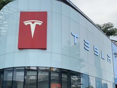 -TESLA 特斯拉(广州天环广场体验店)