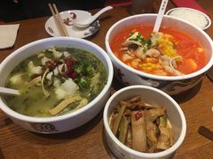 -渝是乎川渝小炒(新世界百货望京店)