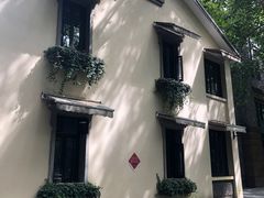 -也枫·小黄楼(南山路旗舰店)