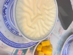 招牌双皮奶任意配-广信牛奶甜品世家(台东店)