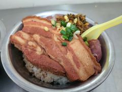 -梁阿婆廿年老牌扣肉糯米饭