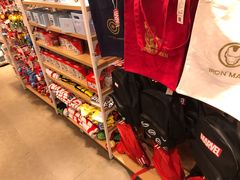 -名创优品(北京新中关购物中心地铁层店)