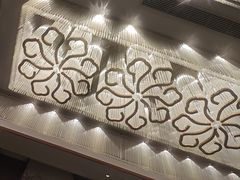 -忆江南·临江鱼馆