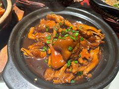 猪蹄凤爪煲-恭喜上堓砂锅焗·海鲜大排档(闵行龙湖店)