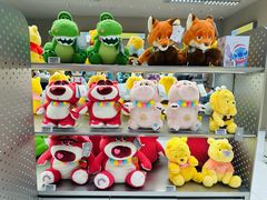 -泡泡玛特POPMART(蓝色港湾店)