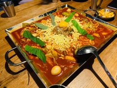 芝士火山炒年糕-包装马车·韩国料理·포장마차