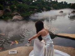 -罗红摄影艺术馆