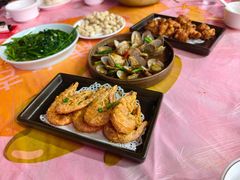 -鑫悦楼煎蟹·16年海鲜大排档