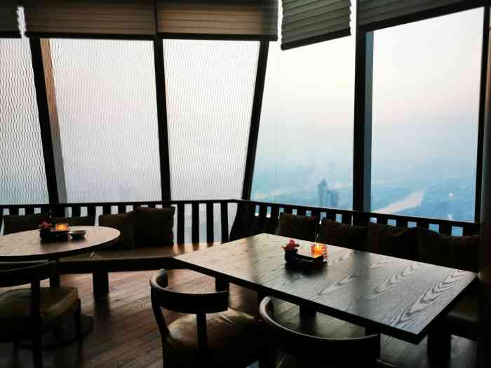 广州柏悦酒店 · 悦轩 · 意式餐厅 · 高空城景-"得知坐享城中最璀璨