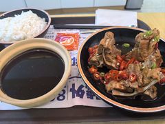 -万和春排骨砂锅米饭(新业广场店)